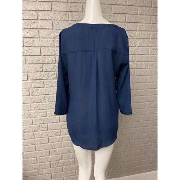 Zac & Rachel Petite Lace Front Blouse Size MP - Picture 5 of 10